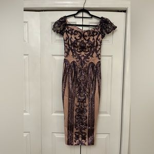 Nude/purple sequins midi dress off the shoulder sleeves size small runs small.